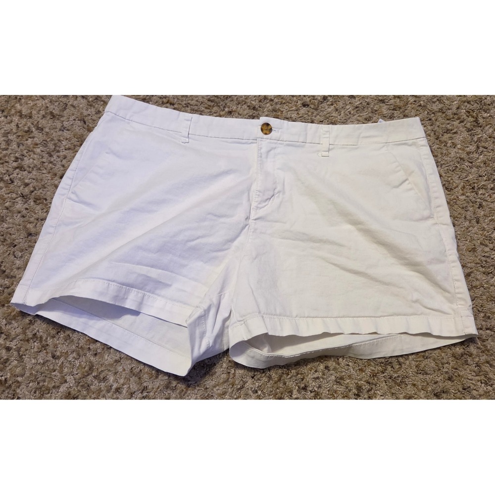 Old Navy Chino Shorts Women's Size 16 White Belt Loops‎